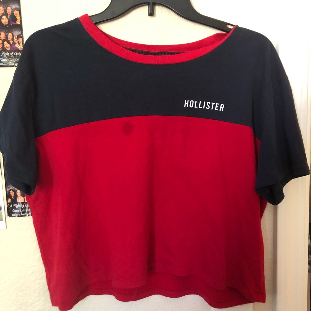 Hollister color block navy blue and red tee